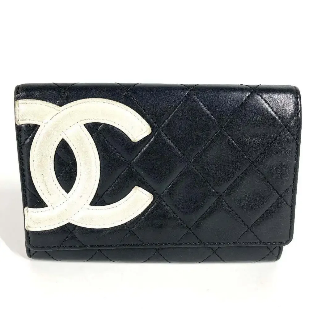 CHANEL Authentic Black Leather Logo Wallet